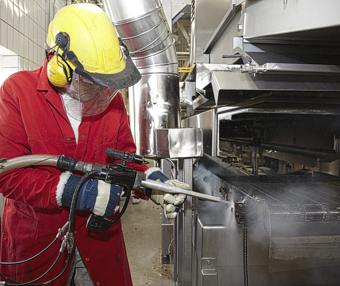 Cold Jet conveyor cleaning