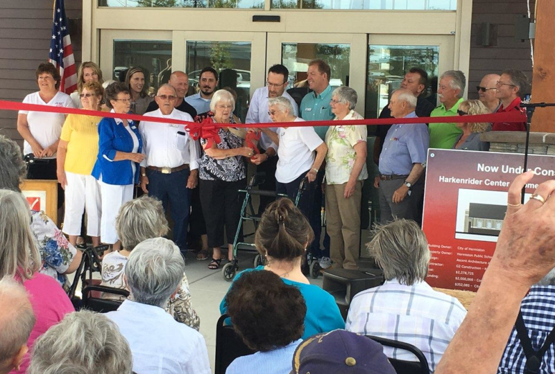 Hermiston, Oregon Harkenrider ribbon cutting.