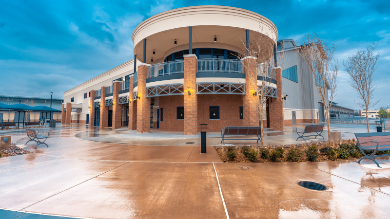 Expo Square Barn Plaza