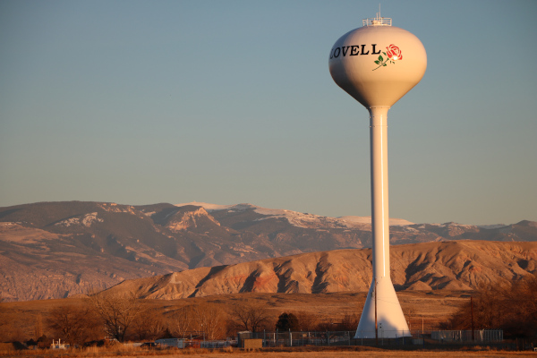 Phoenix Fabricators & Erectors example of work showing a complete water tower in Lovell, Wyoming.
