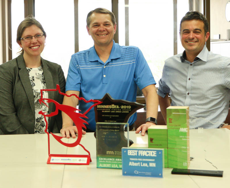 Albert Lea, Minnesota, MN, Noelle Hagen, ALEDA, Vern Rasmussen, Jr., Mayor, Jerry Gabrielatos, Assistant City Manager. Photo by Teresa Kauffmann