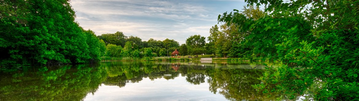 Washington Township, New Jersey park lake view.
