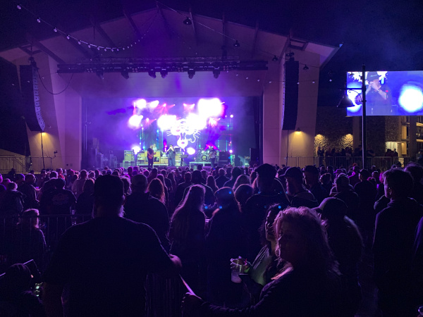 Yucaipa, California Blues Traveler concert