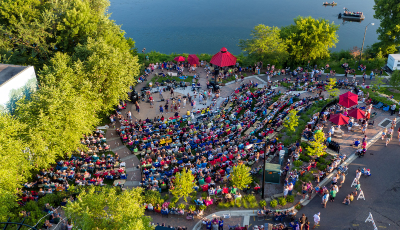 Elk River, Minnesota Rivers Edge Commons Park Concert