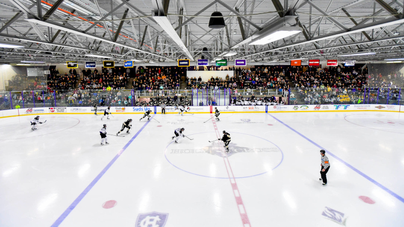 Holy Cross Crusaders Atheltics Facilities Hart Ice Hockey Arena