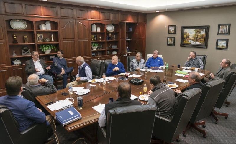 Russell County, Kentucky Dr Schneider guest addressing RCIDA.