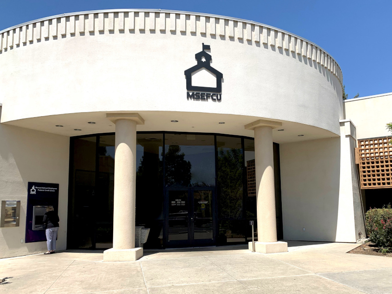 Merced School Employees Federal Credit Union-Main Branch Entrance