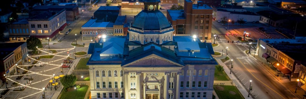 Lebanon, Indiana aerial city center at night