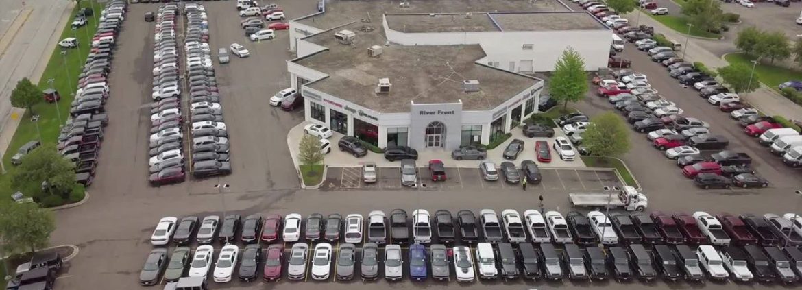 River Front Chrysler Jeep Dodge Ram - North Aurora, Illinois