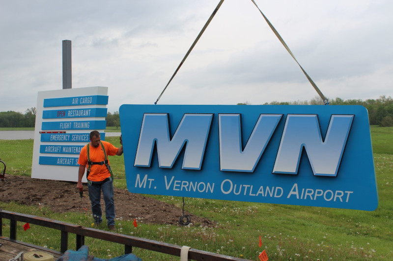 Mt. Vernon Outland Airport - Jefferson County, Illinois