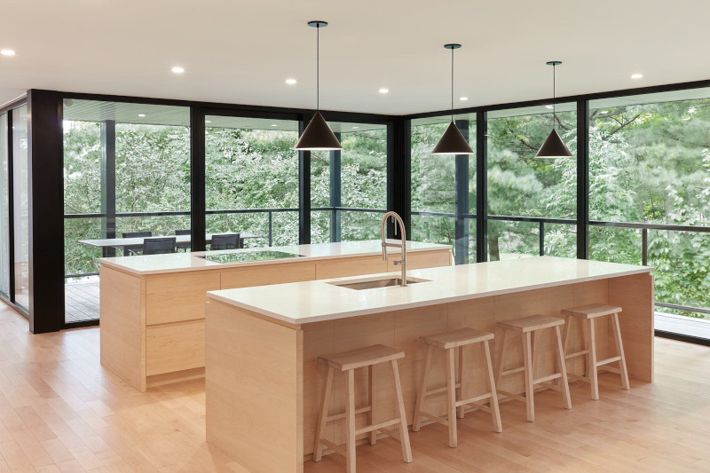 Miralis - Quebec, Ontario